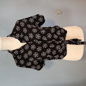 Spencer's Halloween Satanic cropped button-down tie waist top